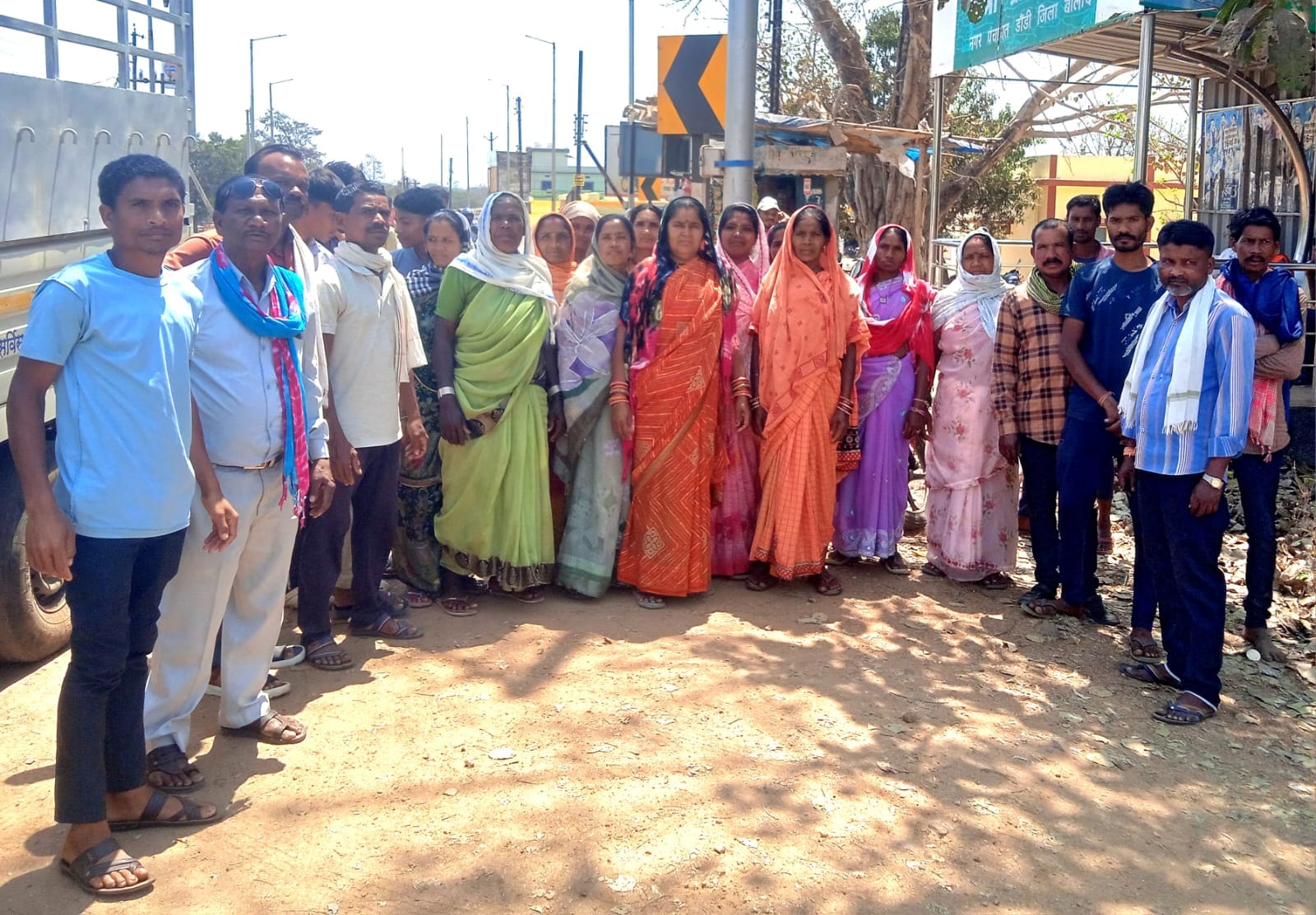 बिजली सामग्रियां तबाह