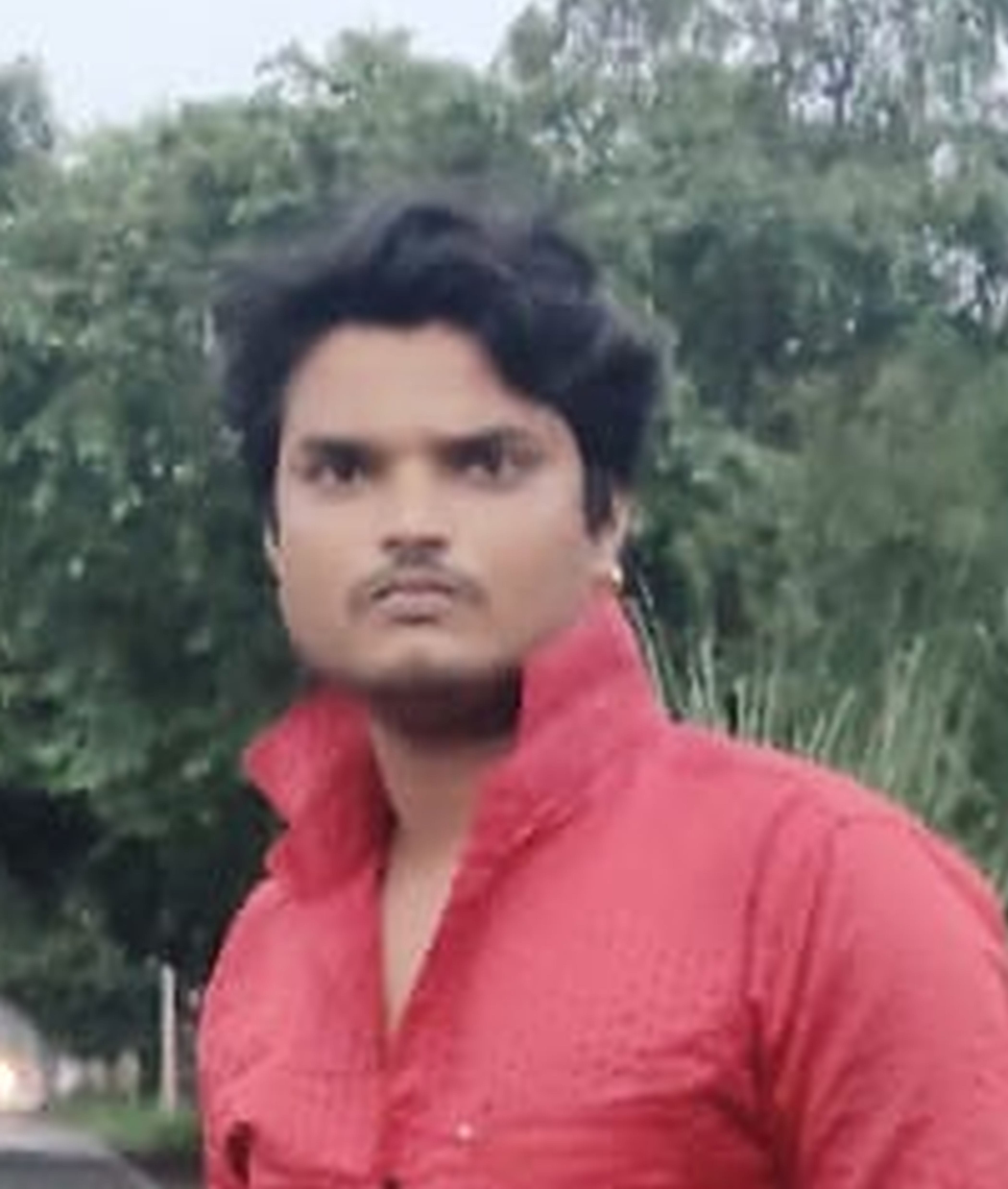 फोटो-34- फाइल फोटो कुलदीप। स्रोत परिजन फोटो-34- फाइल फोटो कुलदीप। स्रोत परिजन