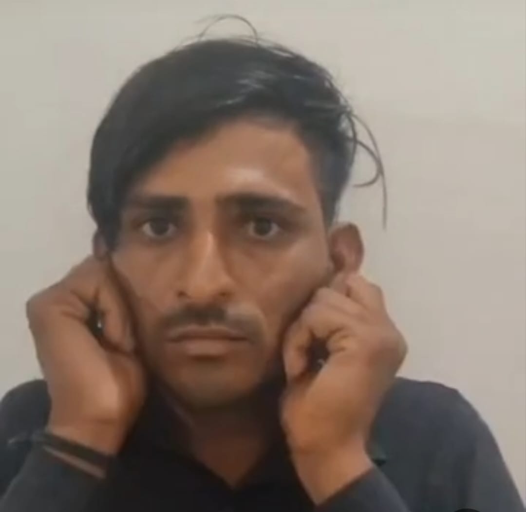 महिलाओं की वीडियो बनाने वाले पर पुलिस का एक्शन