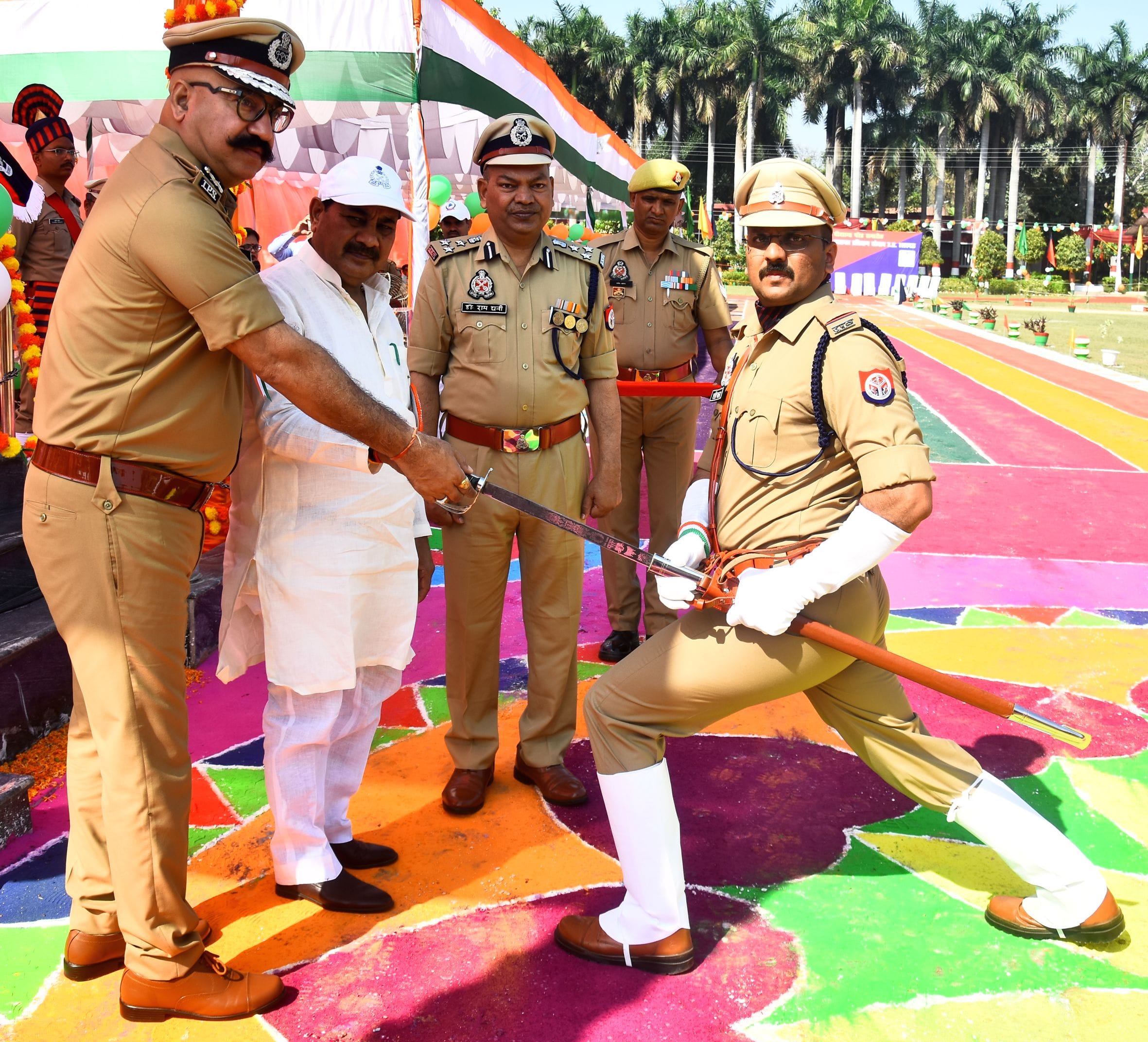 पासिंग आउट परेड में 119 प्रशिक्षु हुए शामिल पासिंग आउट परेड में 119 प्रशिक्षु हुए शामिल