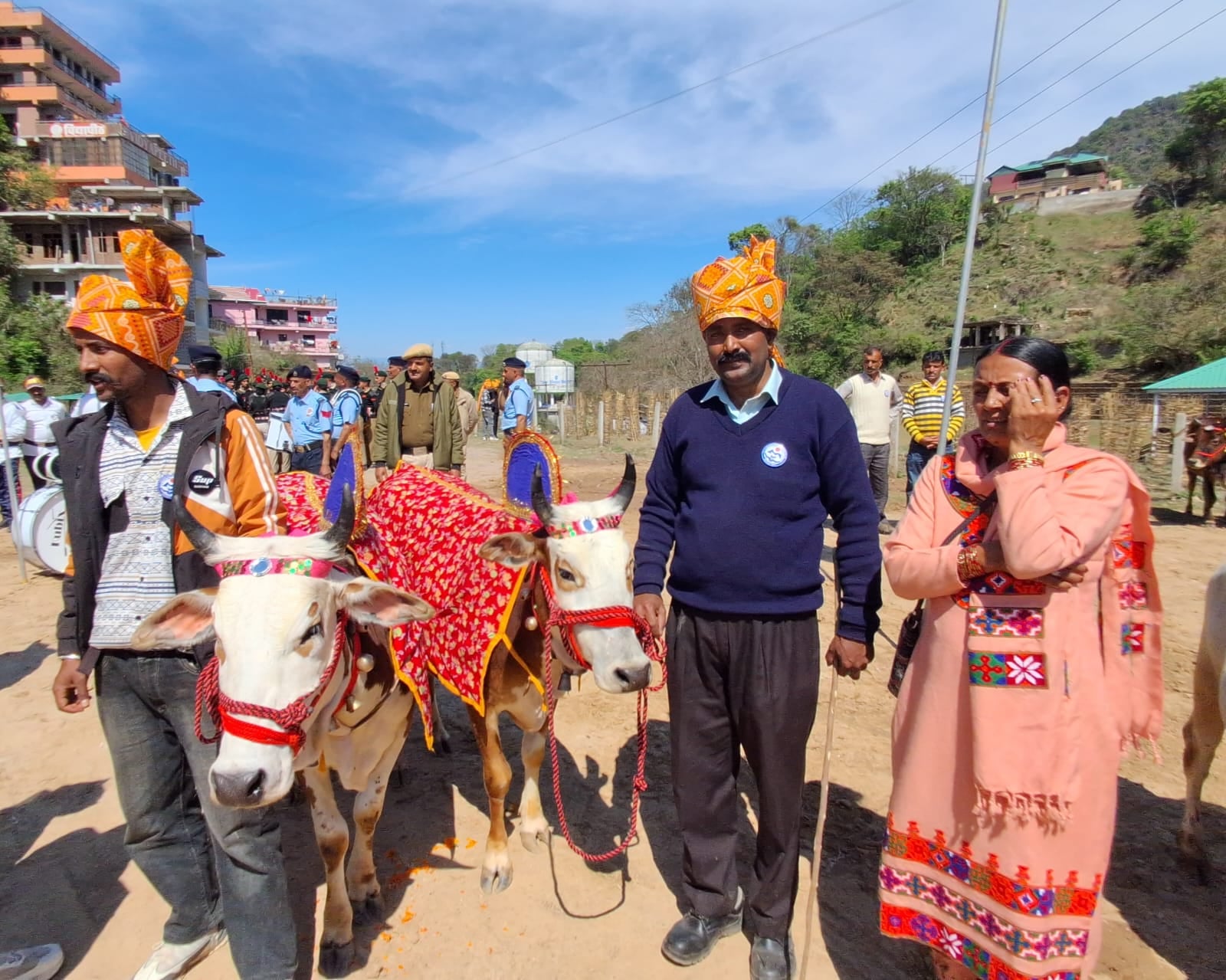 सुंदरनगर में मीडिया से बात करते प्रदेश के तकनीकी शिक्षा मंत्री राजेश धर्मानी। संवाद सुंदरनगर में मीडिया से बात करते प्रदेश के तकनीकी शिक्षा मंत्री राजेश धर्मानी। संवाद