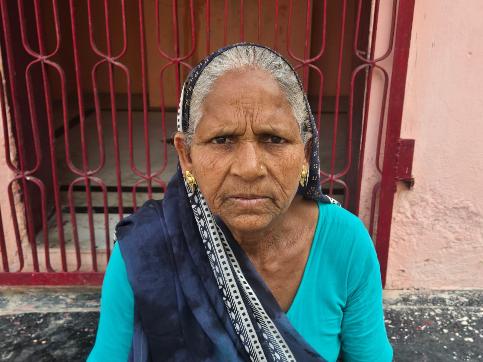 फोटो 22 : माता कामाख्या की इसी स्थल पर श्रद्धालु करते हैं पूजन-अर्चन। संवाद