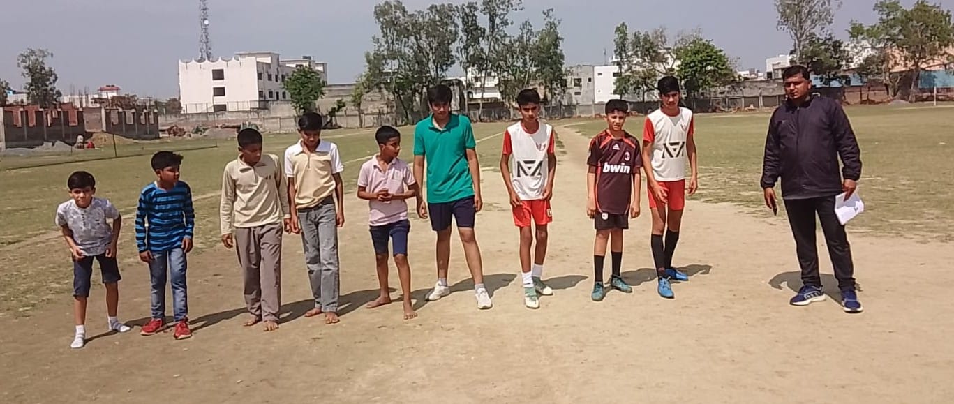 नगर के यमुनापुरम में ट्रायल के दौरान प्रतिभाग करते खिलाड़ी। संवाद नगर के यमुनापुरम में ट्रायल के दौरान प्रतिभाग करते खिलाड़ी। संवाद