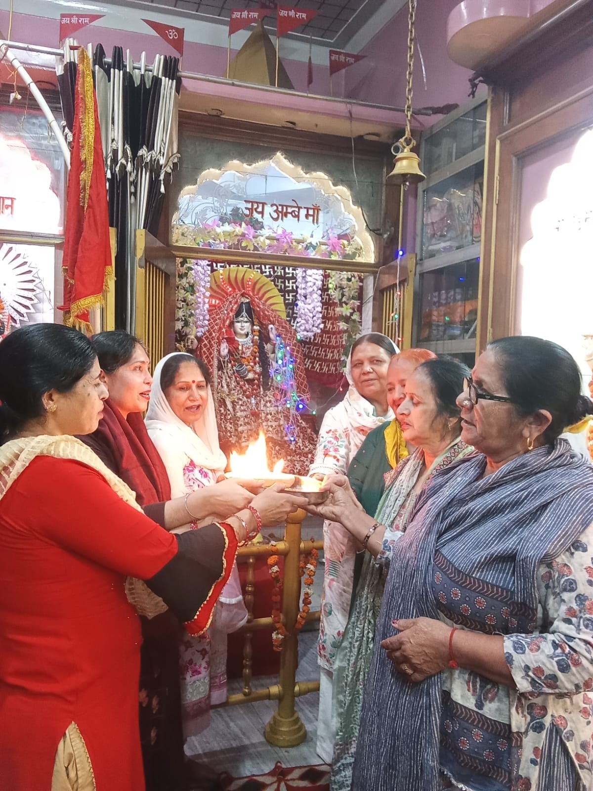 15-माता दरवाजा स्थित संकट मोचन मंदिर में नवरात्र महोत्सव के उपलक्ष्य में मां कालरात्रि की पूजा- 15-माता दरवाजा स्थित संकट मोचन मंदिर में नवरात्र महोत्सव के उपलक्ष्य में मां कालरात्रि की पूजा-