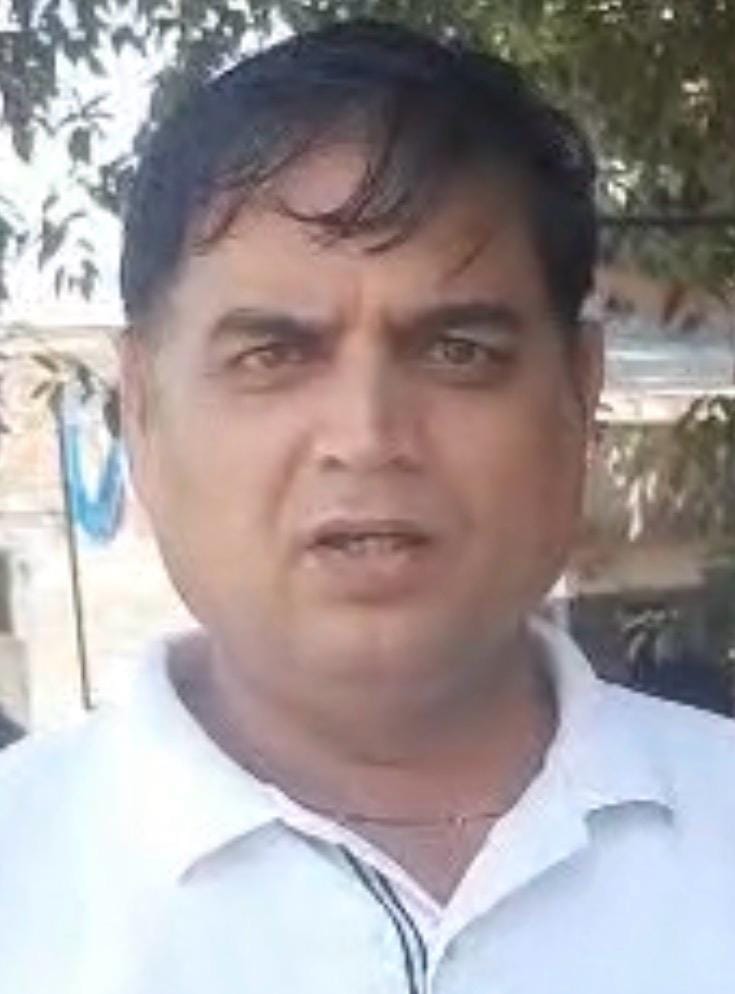 फोटो : सोनीपत के गांव असावरपुर में ग्रामीणों को समर्थन देने पहुंचे राजनीतिक दलों के नेता। संवाद