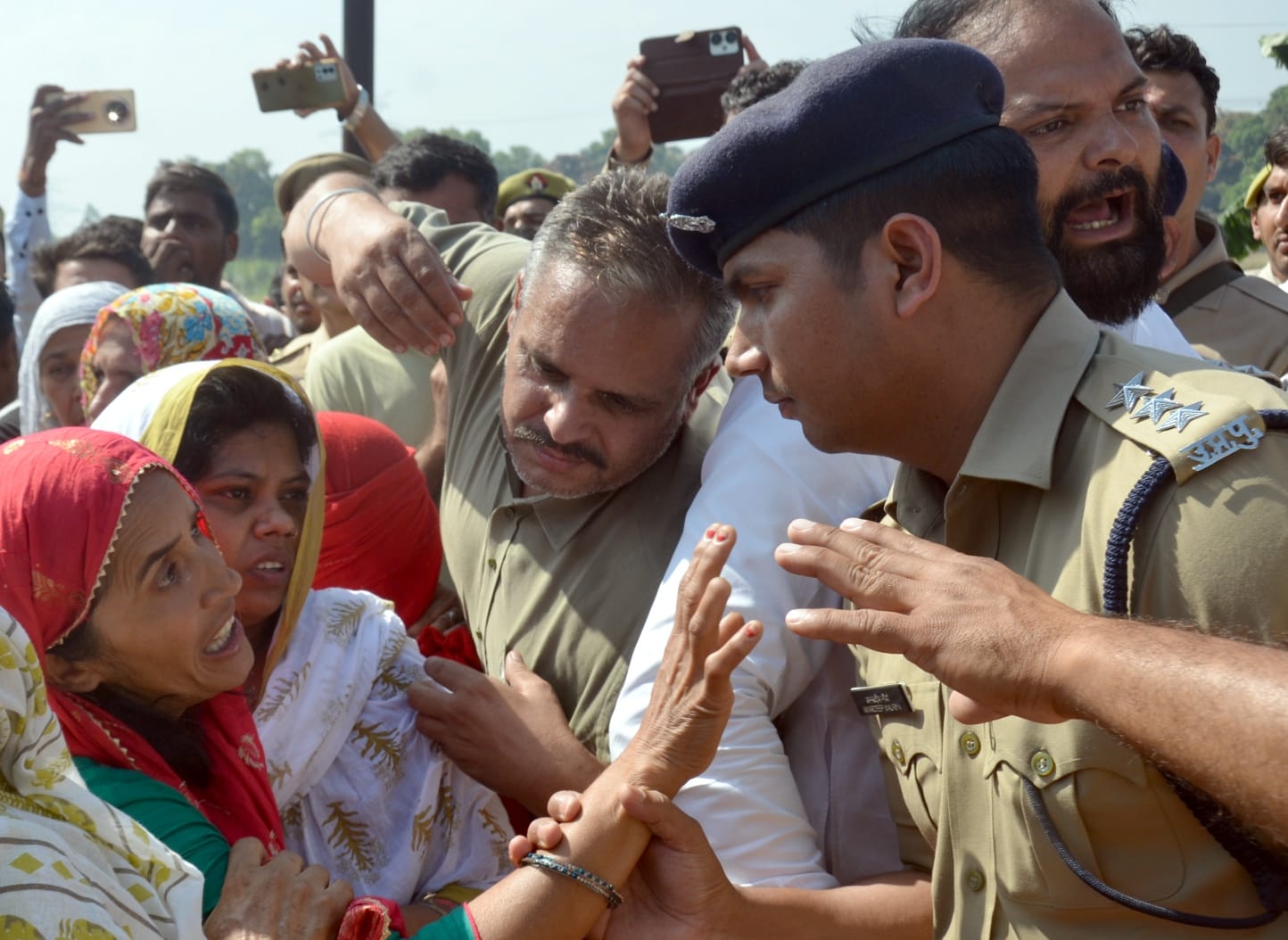 तलवा माजरा निवासी अभि मलिक का फाइल फोटो ।