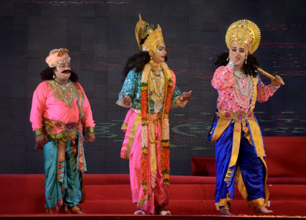 चैती महोत्सव में श्रीराम जन्म का मंचन