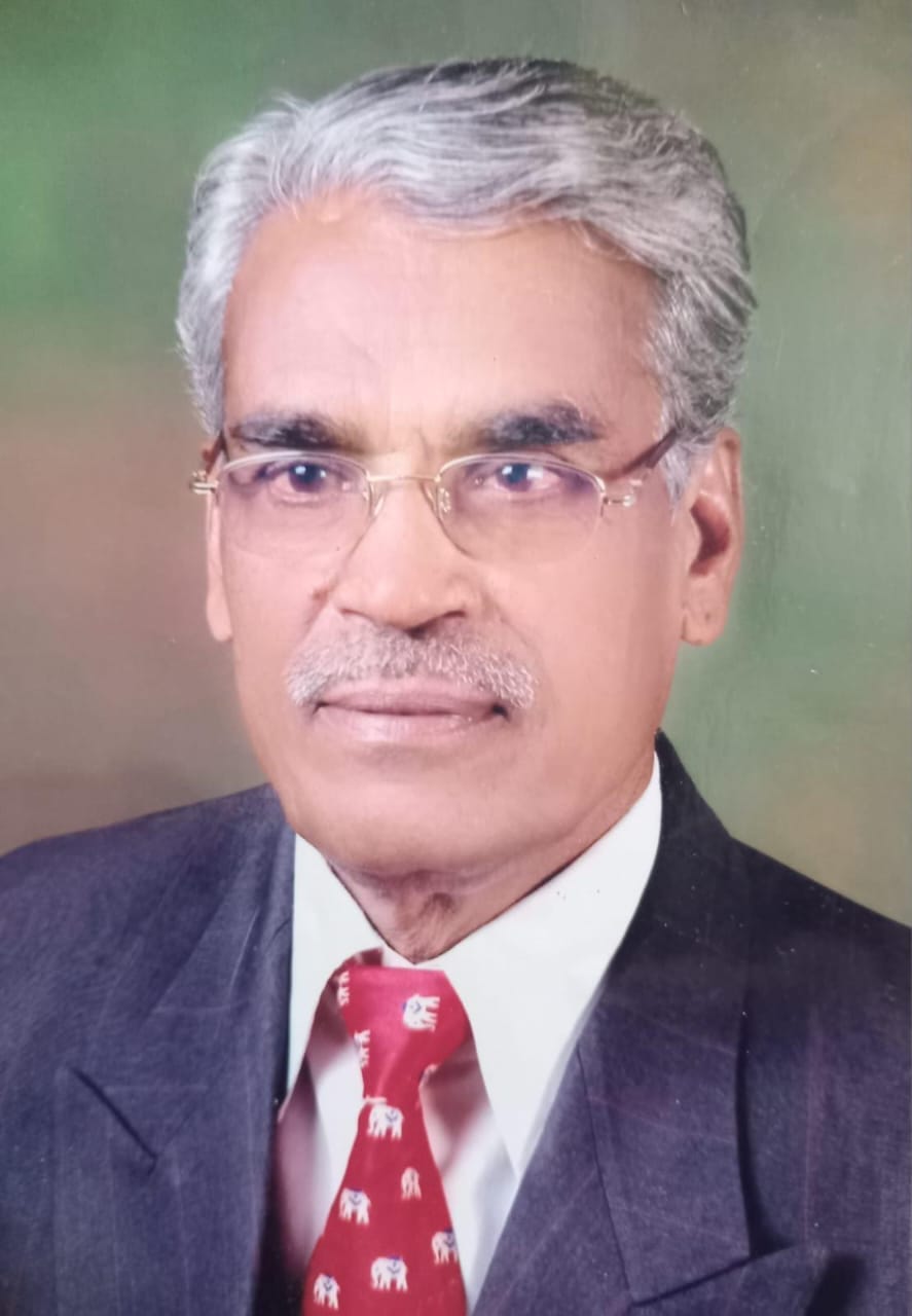 जेवर एयरपोर्ट का उद्घाटन करने पहुंचे पीएम नरेंद्र मोदी का स्वागत करते नोएडा जिला भाजपा प्रभारी 