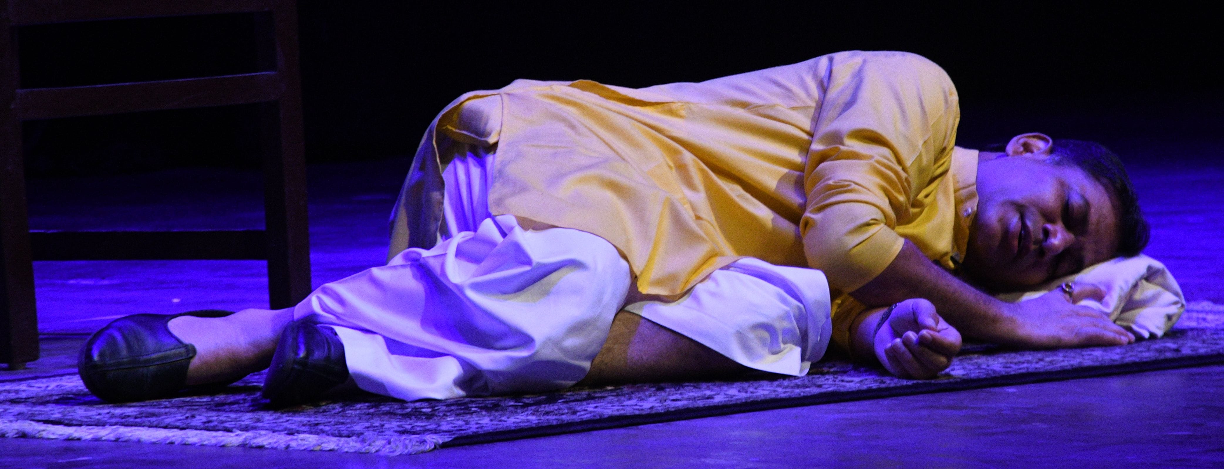 अभिनेत्री नादिरा बब्बर और मशहूर निर्देशक जावेद सिद्दीकी को दिया गया अवाॅर्ड। -संवाद अभिनेत्री नादिरा बब्बर और मशहूर निर्देशक जावेद सिद्दीकी को दिया गया अवाॅर्ड। -संवाद