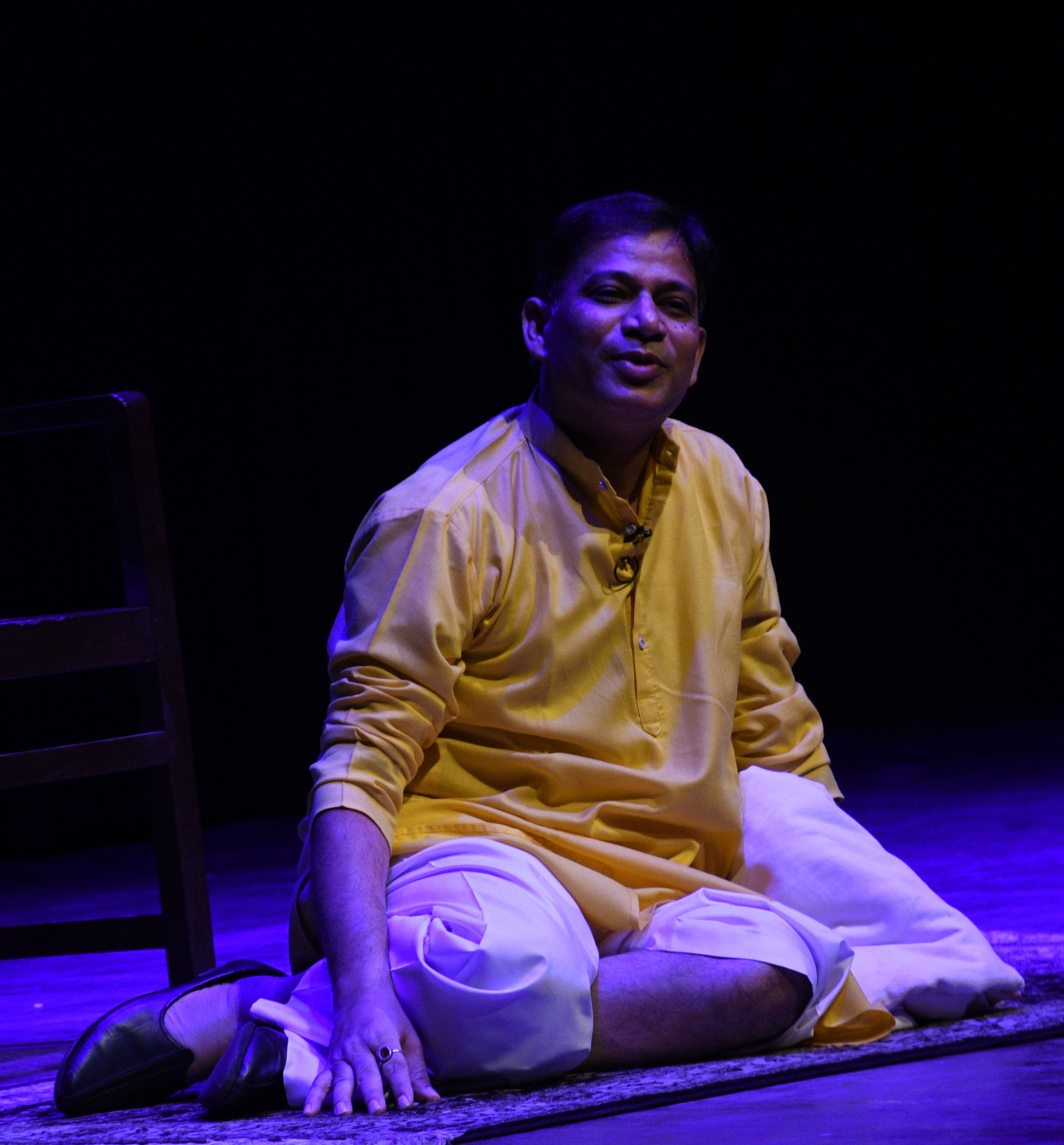 अभिनेत्री नादिरा बब्बर और मशहूर निर्देशक जावेद सिद्दीकी को दिया गया अवाॅर्ड। -संवाद अभिनेत्री नादिरा बब्बर और मशहूर निर्देशक जावेद सिद्दीकी को दिया गया अवाॅर्ड। -संवाद