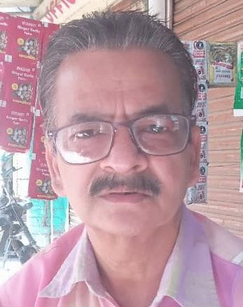 विनय कुमार गुप्ता, व्यापारी।