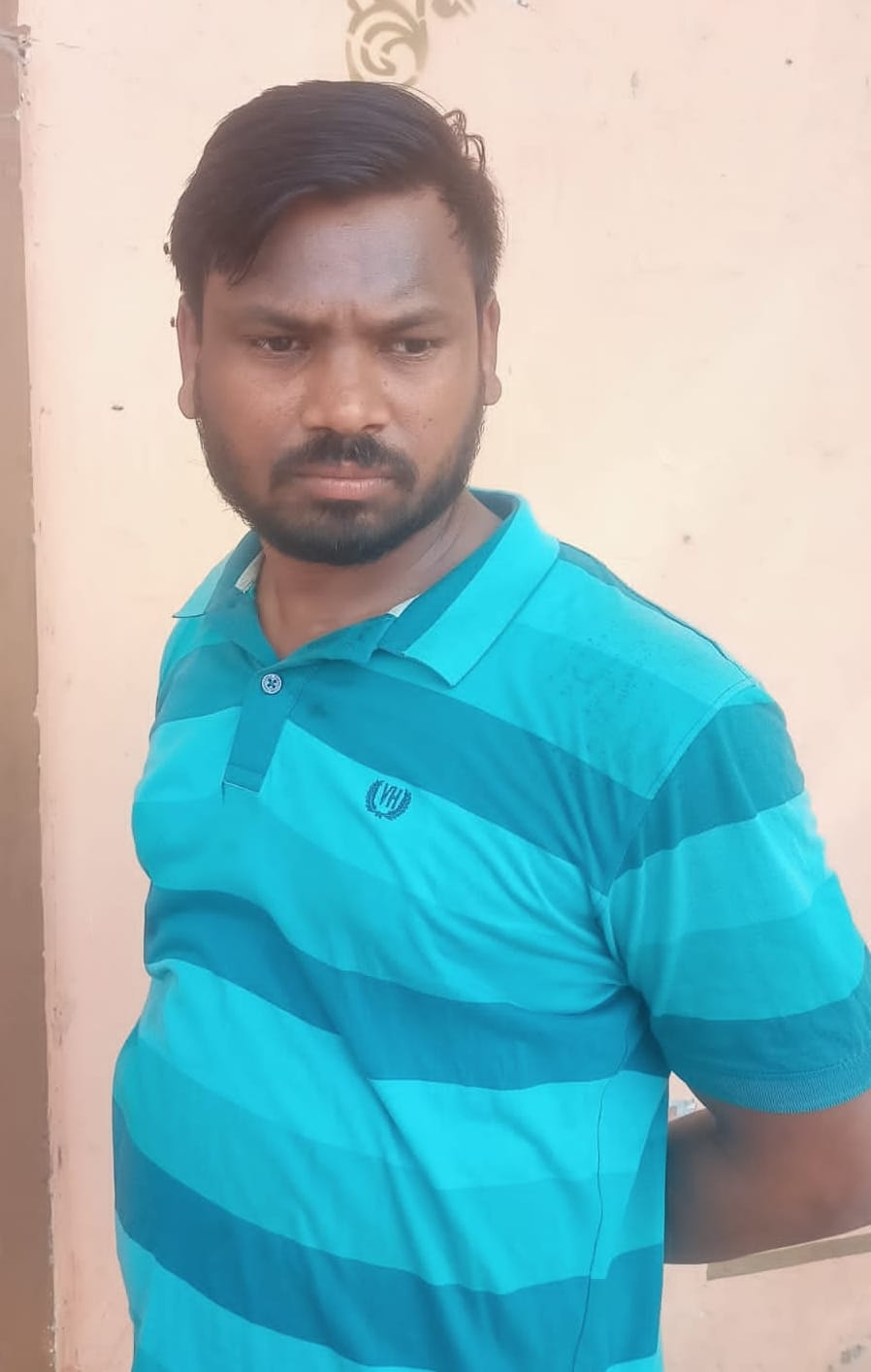 कुत्ते के हमले में जख्मी लोग और कुत्तों को पकड़ने पहुंची टीम। कुत्ते के हमले में जख्मी लोग और कुत्तों को पकड़ने पहुंची टीम।