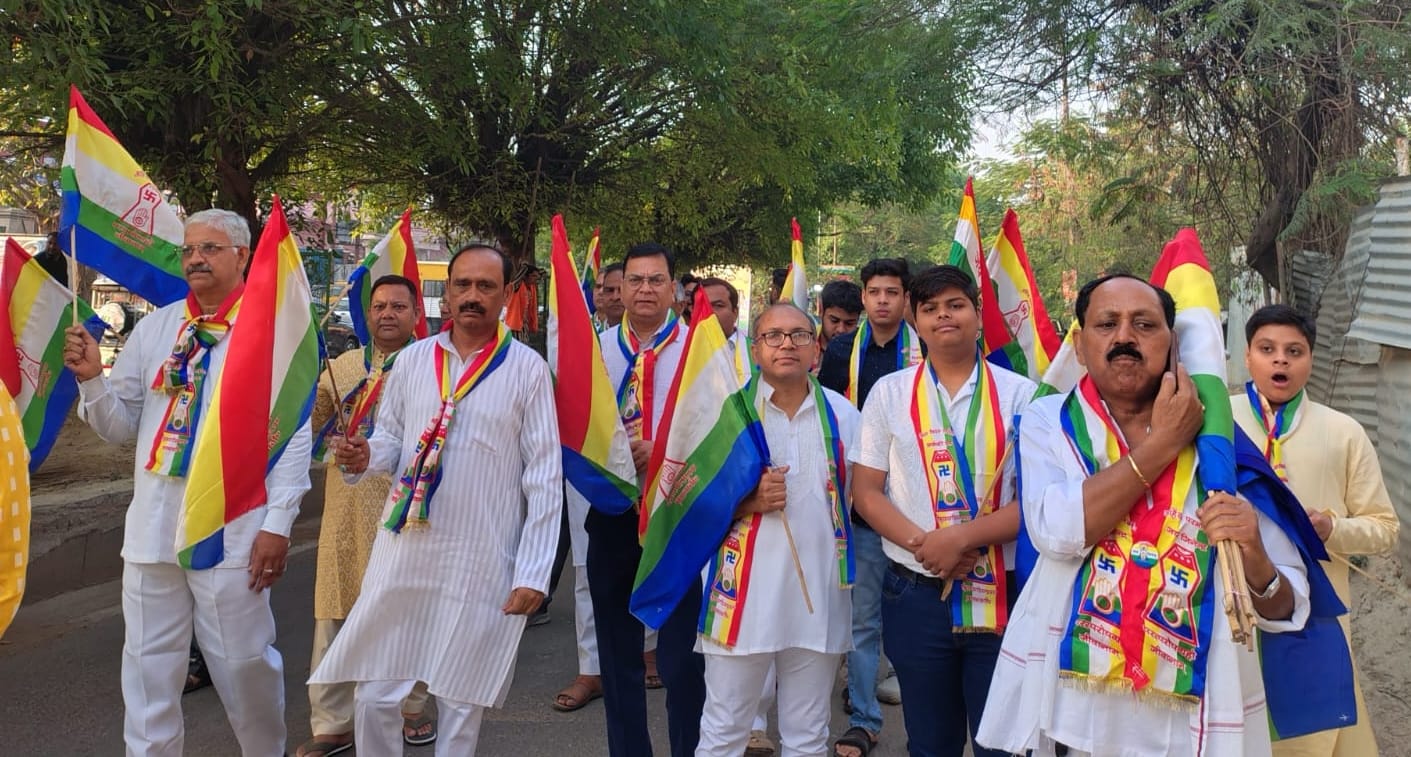 पालकी यात्रा से दिया अहिंसा का संदेश पालकी यात्रा से दिया अहिंसा का संदेश