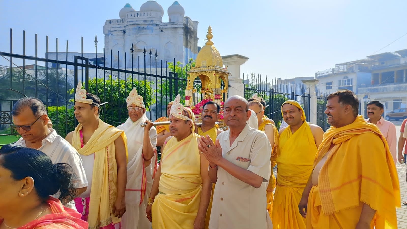 पालकी यात्रा से दिया अहिंसा का संदेश पालकी यात्रा से दिया अहिंसा का संदेश