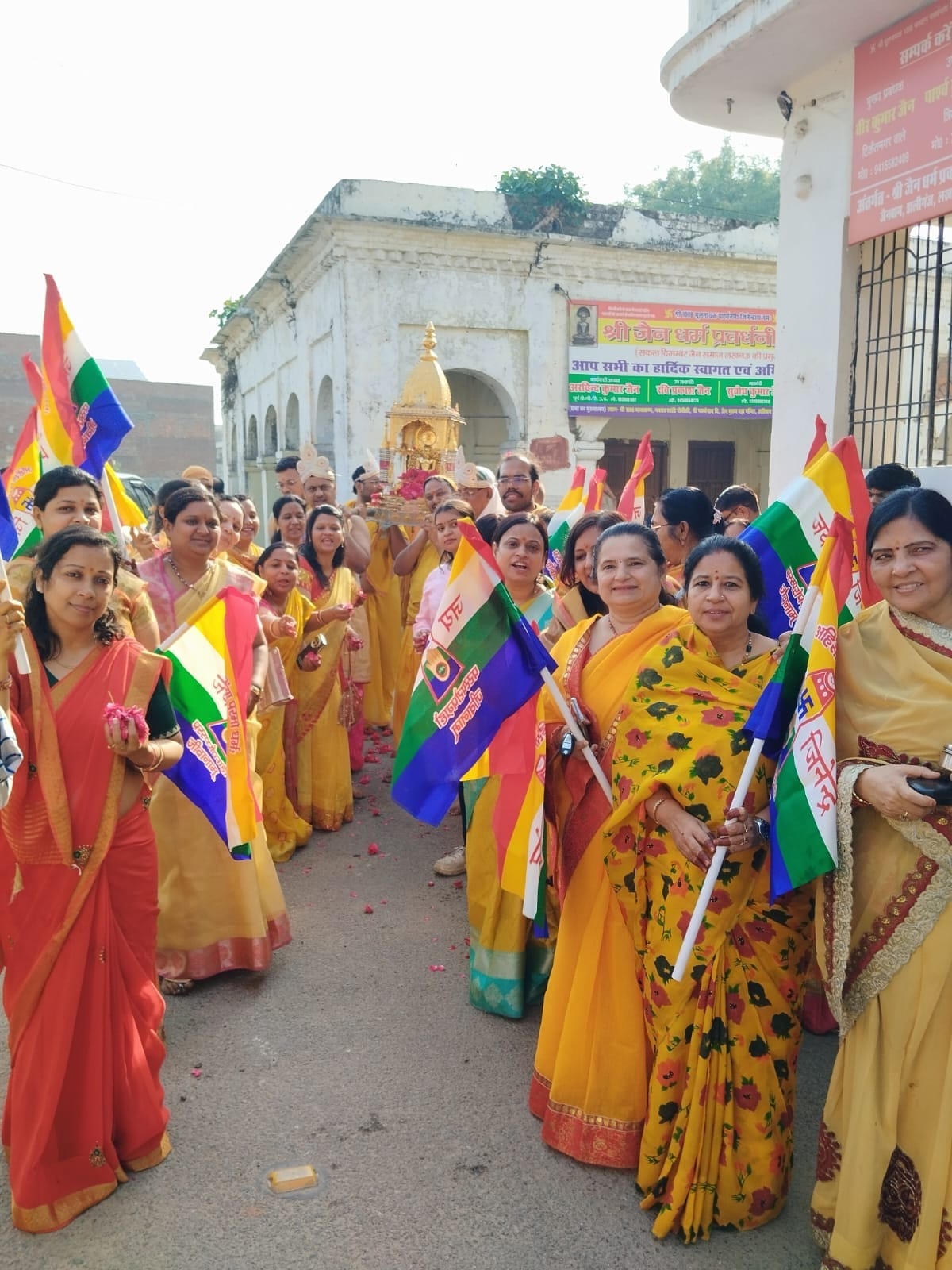 पालकी यात्रा से दिया अहिंसा का संदेश पालकी यात्रा से दिया अहिंसा का संदेश