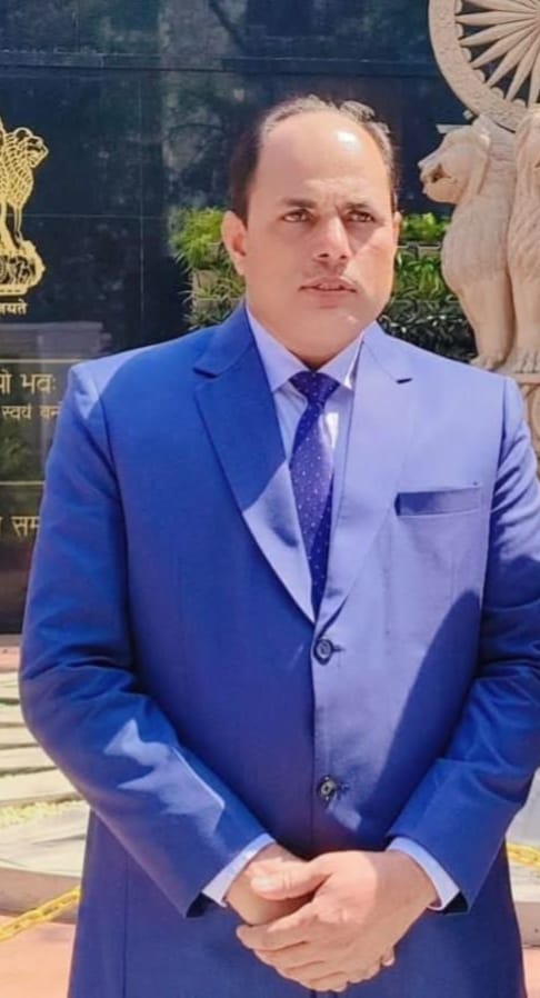 पीसीएस में चयनित गुलाम गौस।स्रोत-सोशल मीडिया