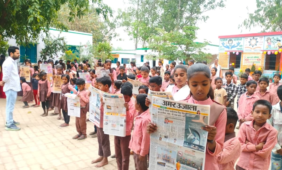 फोटो- 16 गोंडा के प्राथमिक विद्यालय सोमरही में हवन पूजन