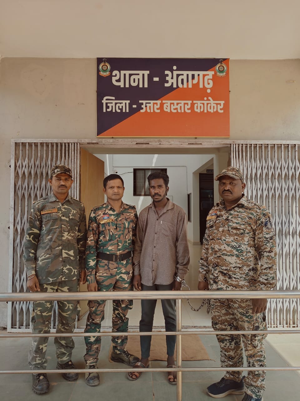 पुलिस हिरासत में आरोपी