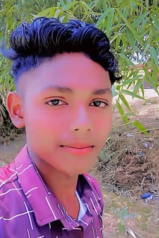मृतक अरशद का फाइल फोटो मृतक अरशद का फाइल फोटो