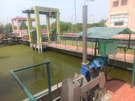 17-एमडीयू का बंद पड़ा एसटीपी।  अमर उजाला