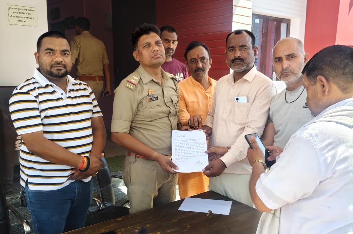 Fire Broke Out In A Quilt-mattress And Tea Shop - Lucknow News ...