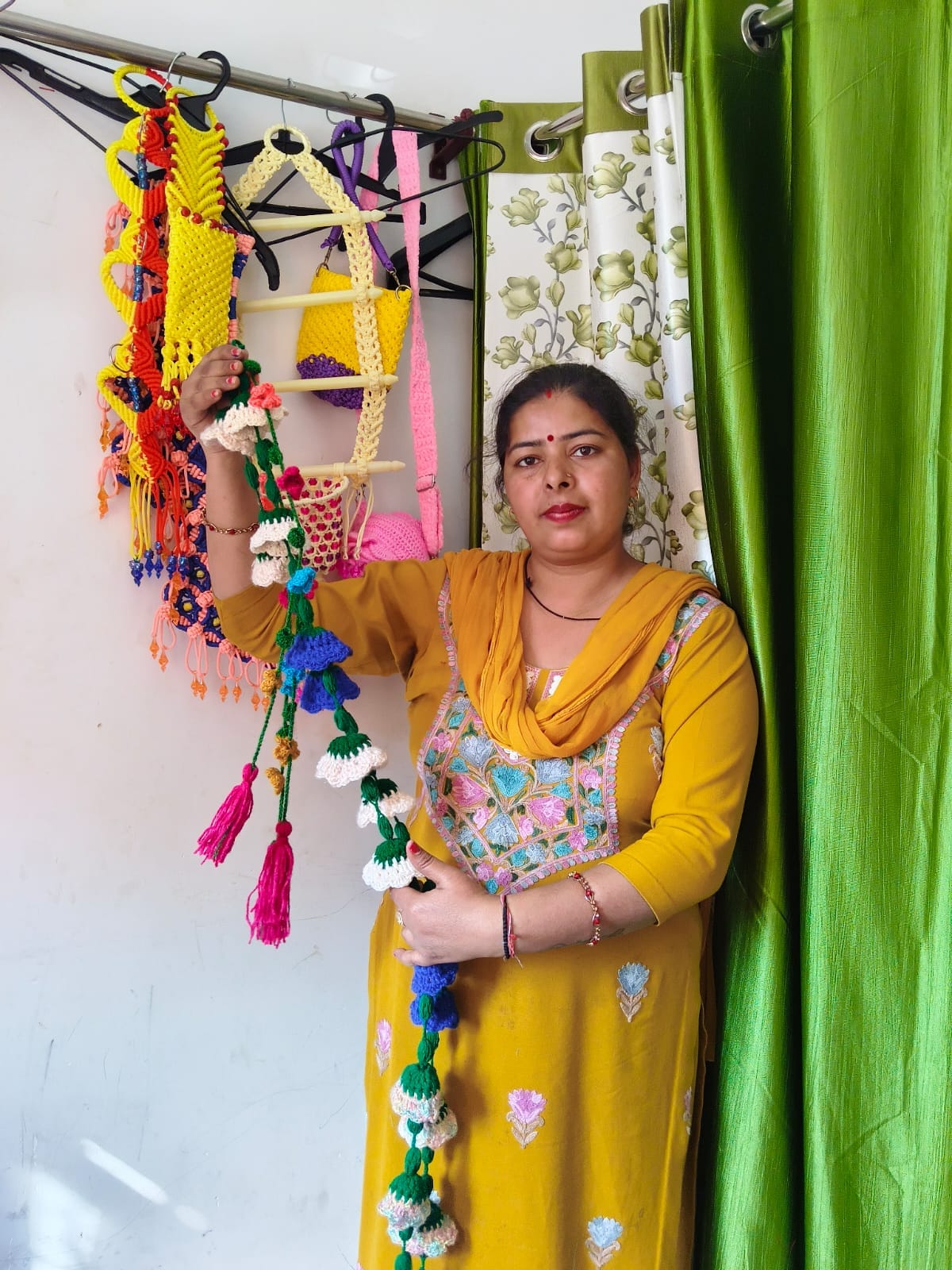 क्रोशिये से तैयार किया गया पर्स । संवाद क्रोशिये से तैयार किया गया पर्स । संवाद