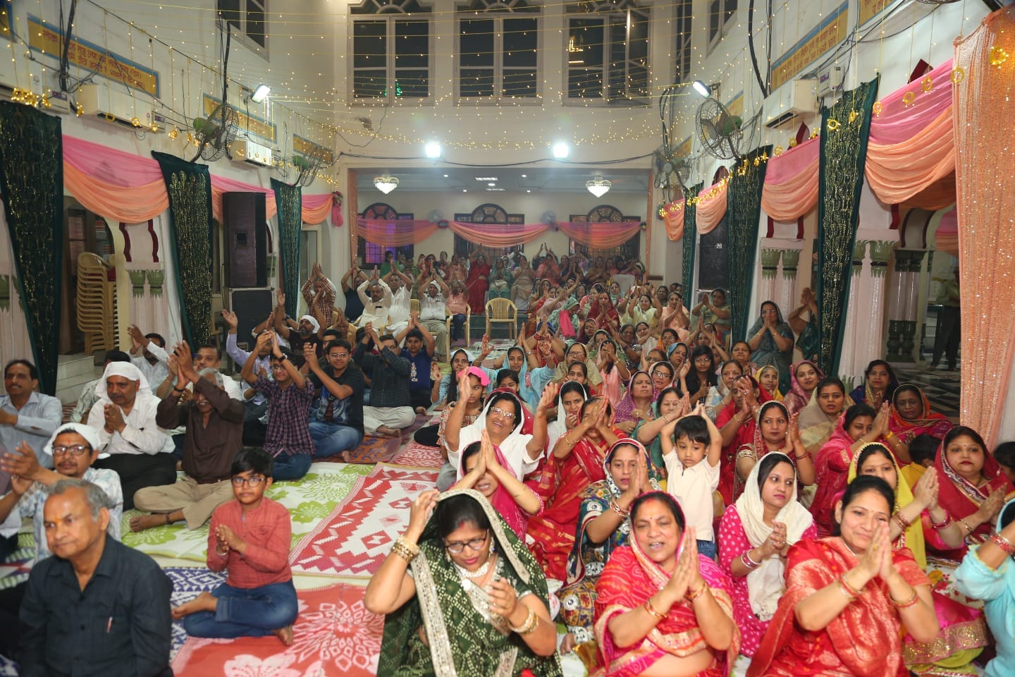 मुनि प्रतीक सागर।