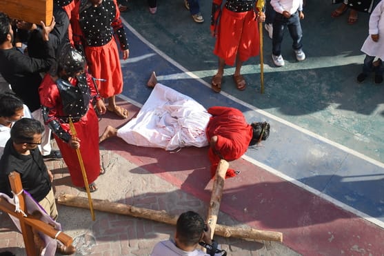 आयोजनों के जरिये प्रभु यीशु को याद किया गया। आयोजनों के जरिये प्रभु यीशु को याद किया गया।