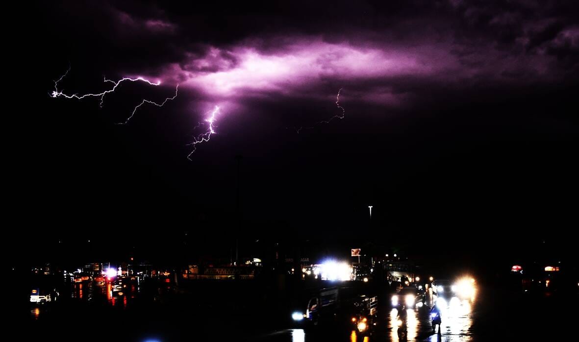 मौसम ने बदले कई रंग।