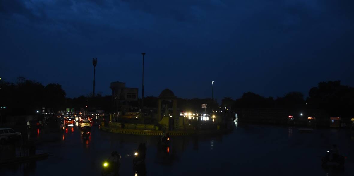 मौसम ने बदले कई रंग।