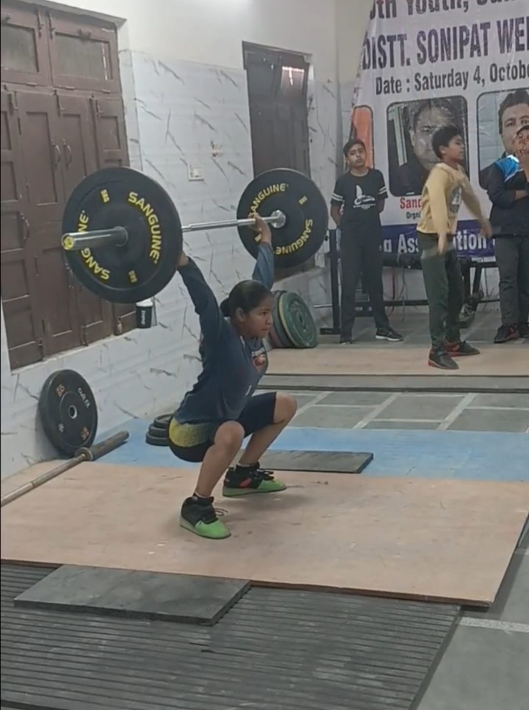 सोनीपत में गोहाना के गांव खानपुर खुर्द के राजकीय स्कूल में वेटलिफ्टिंग खेल नर्सरी में चयन को ट्