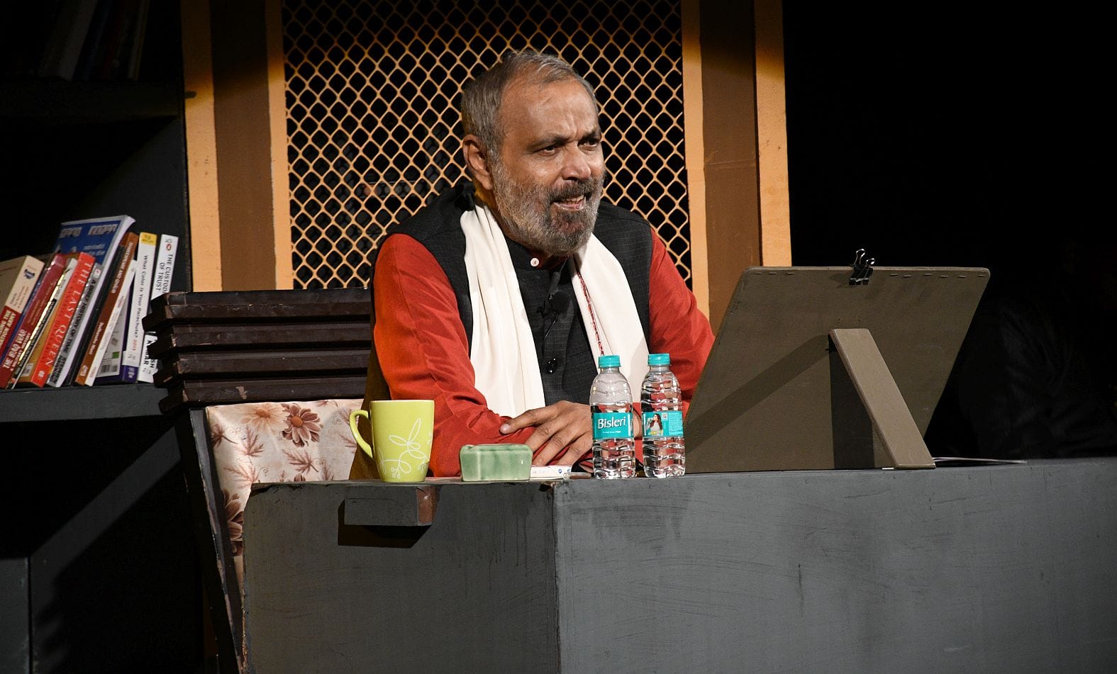 जयपुरिया इंस्टीट्यूट के सभागार में म्यूजिकल किस्सागोई का आयोजन हुआ।