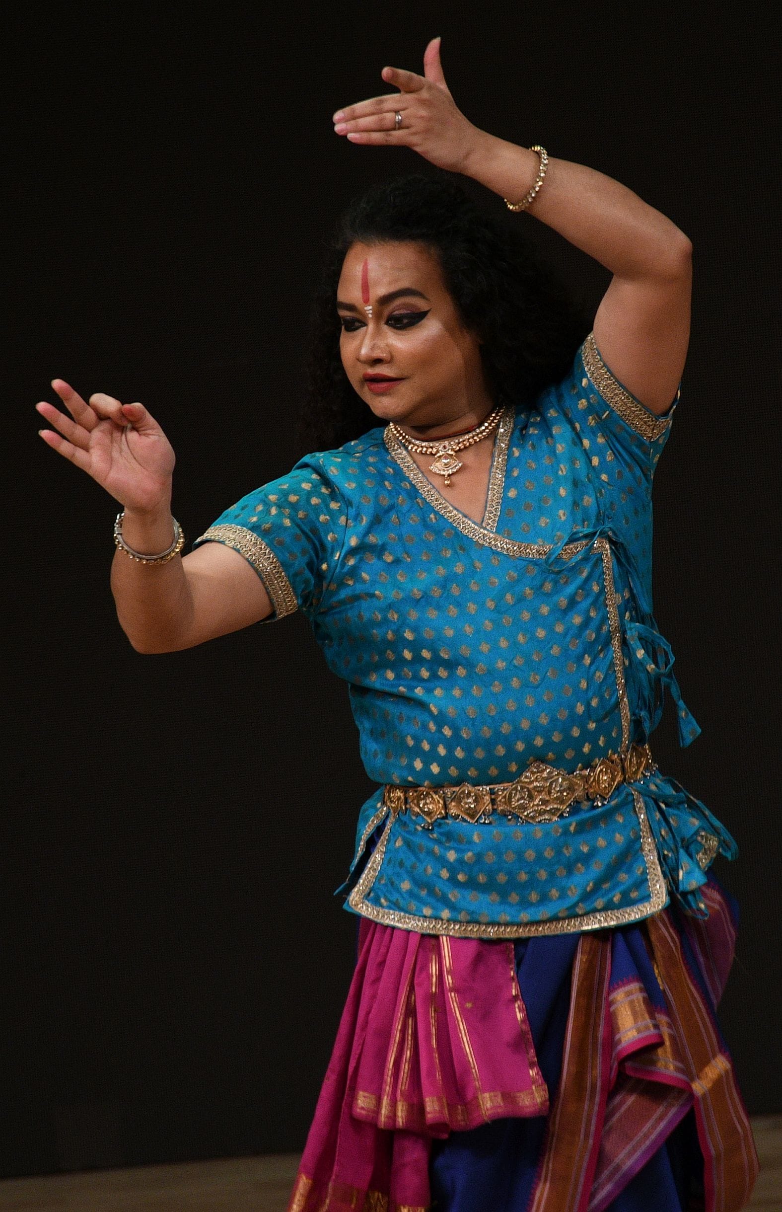 समारोह में हुआ कलाकारों का सम्मान और गूंजी प्रस्तुतियों की ध्वनि। समारोह में हुआ कलाकारों का सम्मान और गूंजी प्रस्तुतियों की ध्वनि।