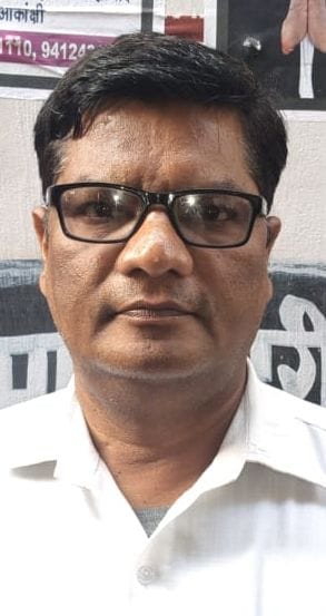 शहर के लावेला चौक पर लगा जाम। संवाद