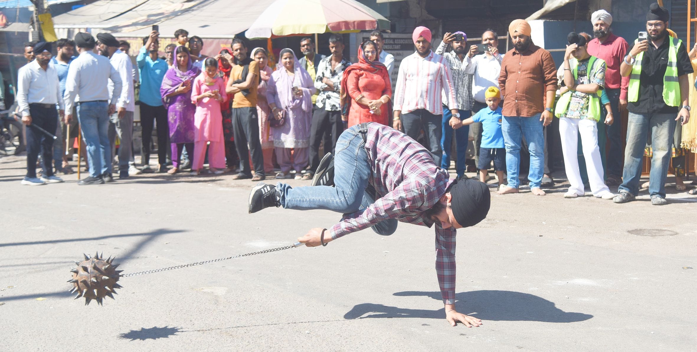  श्री गुरु तेग बहादुर साहिब के प्रकाश पर्व के पावन अवसर पर ऐतिहासिक गुरुद्वारा नाका हिंडोला से 