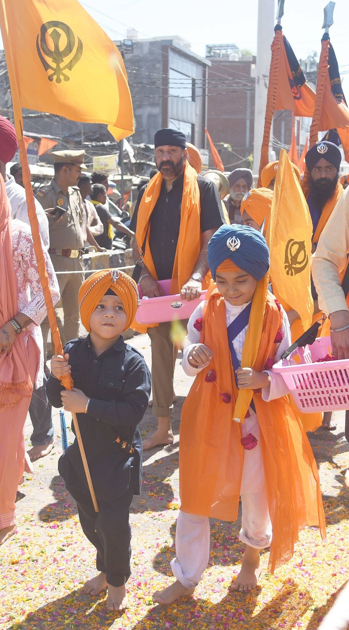  श्री गुरु तेग बहादुर साहिब के प्रकाश पर्व के पावन अवसर पर ऐतिहासिक गुरुद्वारा नाका हिंडोला से 