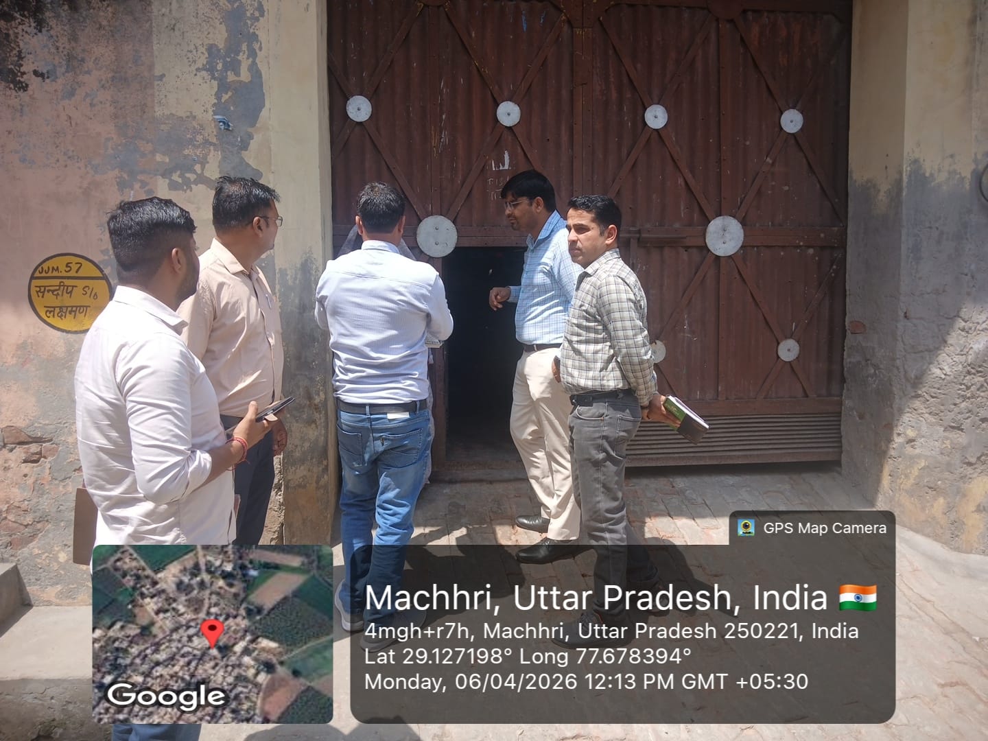 दौराला - बॉडी बिल्डिंग प्रतियोगिता में पदक जीतने वाले नमन अहलावत और अन्य खिलाड़ी। स्रोत : परिजन दौराला - बॉडी बिल्डिंग प्रतियोगिता में पदक जीतने वाले नमन अहलावत और अन्य खिलाड़ी। स्रोत : परिजन