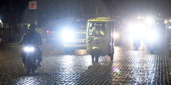 बुधवार शाम शहर में बारिश का नजारा। 