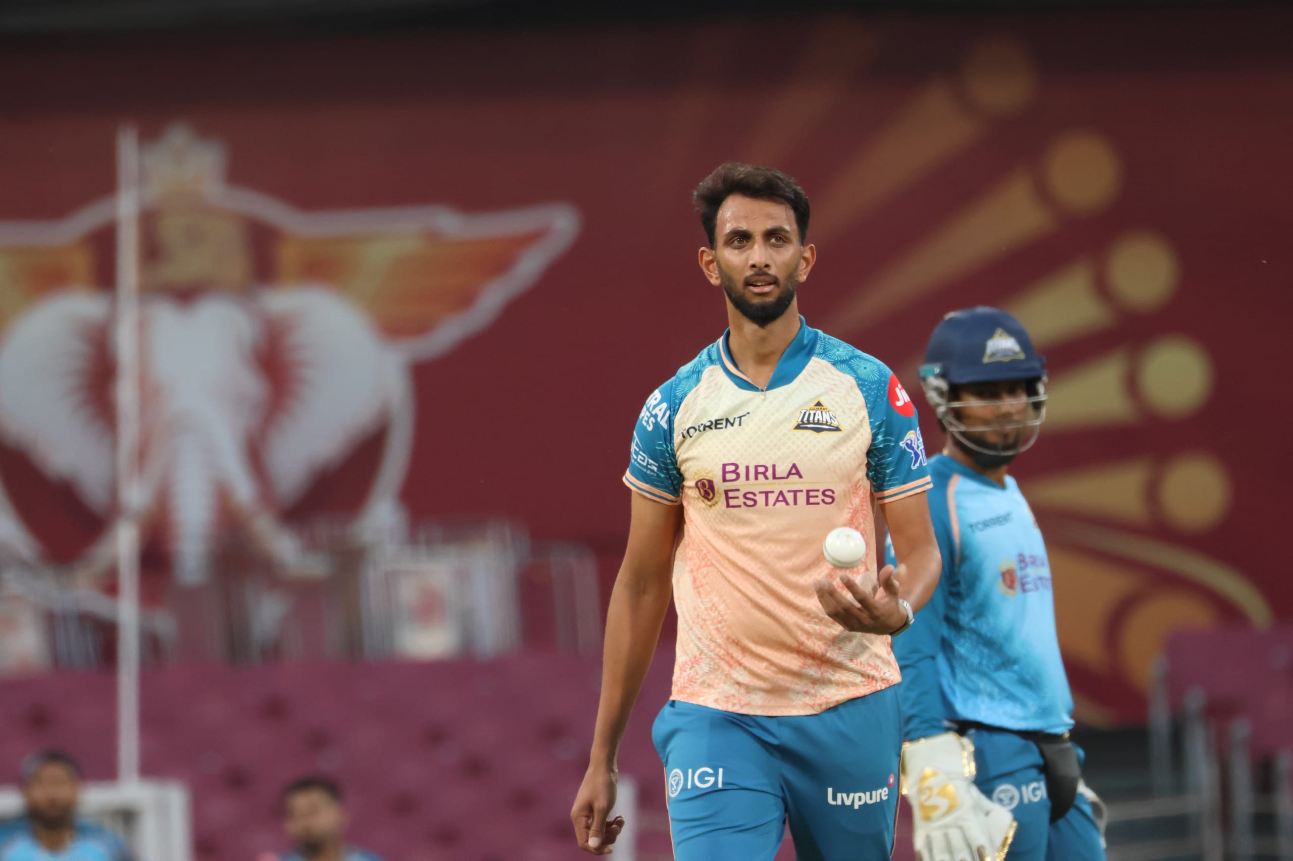 इकाना स्टेडियम में अभ्यास करते गुजरात टाइटंस के खिलाड़ी। इकाना स्टेडियम में अभ्यास करते गुजरात टाइटंस के खिलाड़ी।