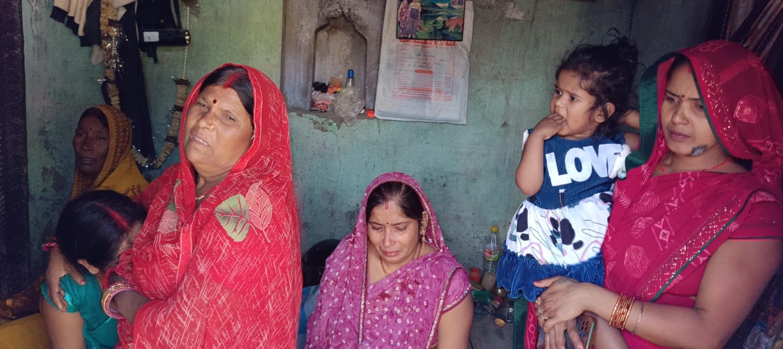 मोरवन इमिलिया में मृतक काजल की फाइल फोटो।