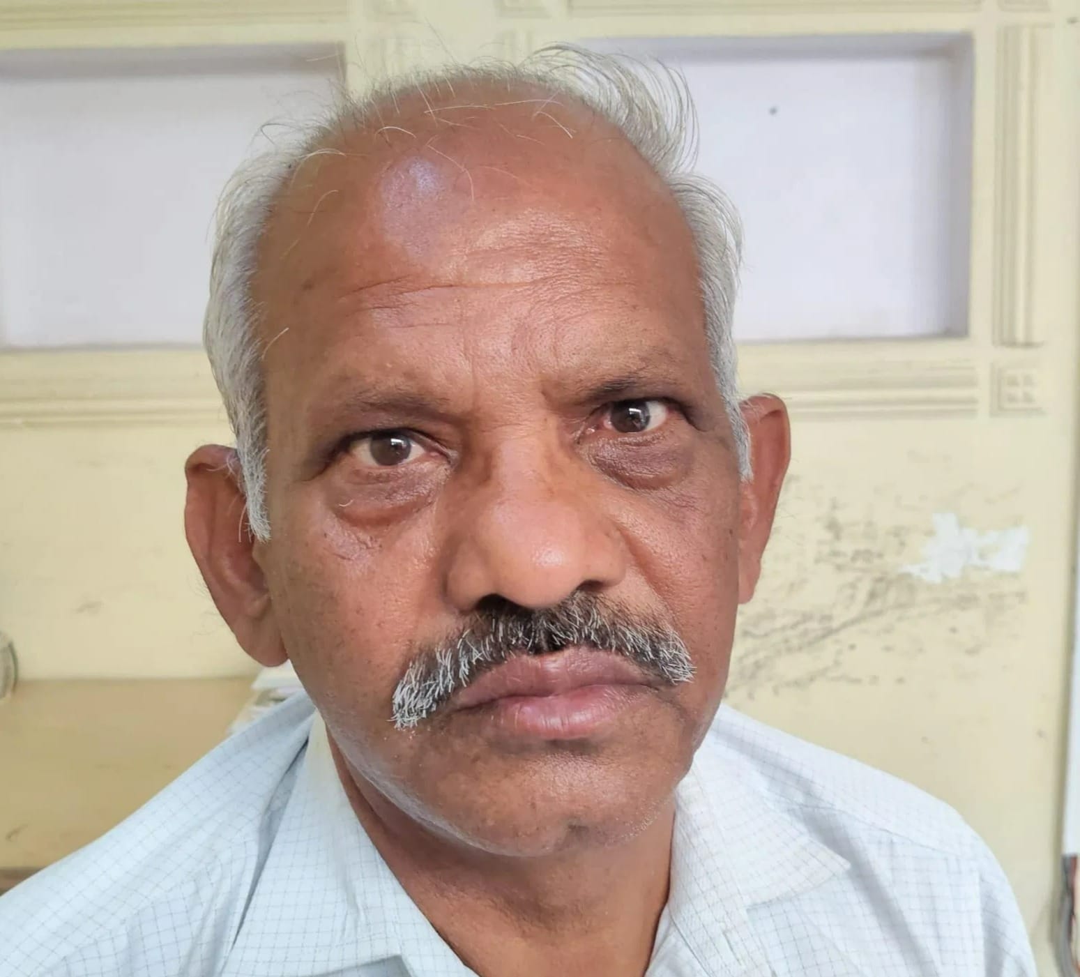 राजकुमार, सरपंच, गांव खलियावास।