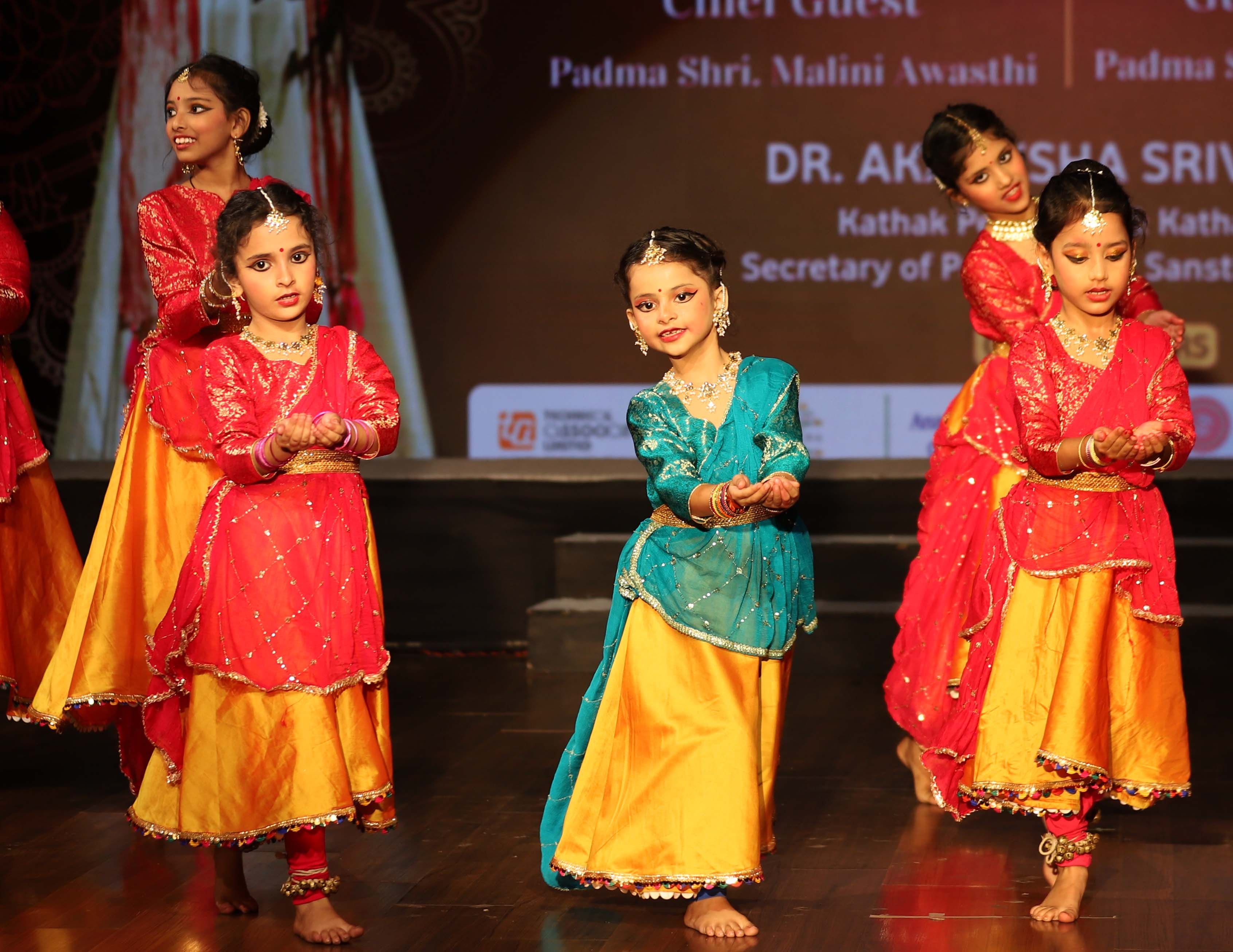 कथक के मंच पर दिखा लय और ताल का संगम