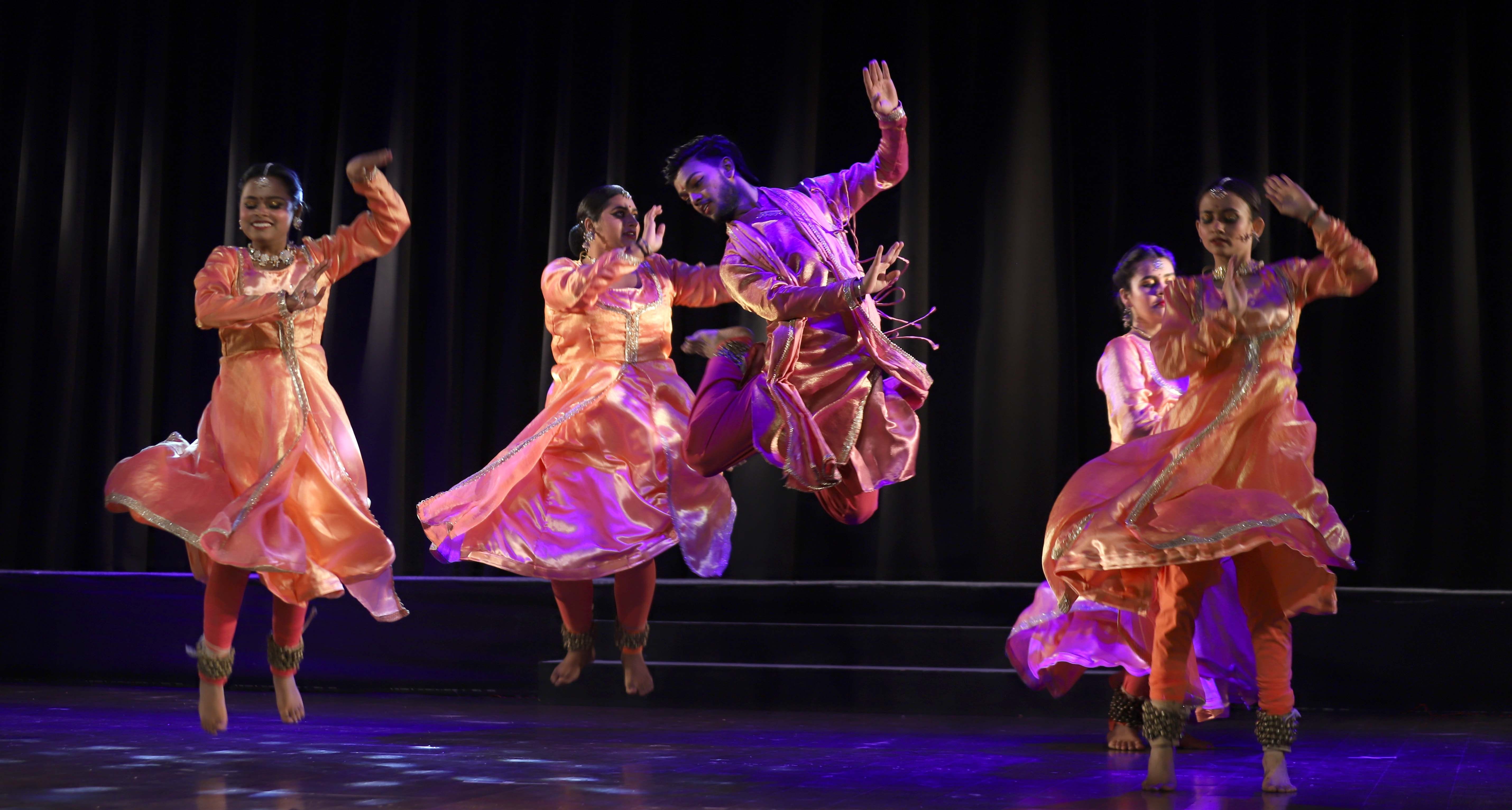 कथक के मंच पर दिखा लय और ताल का संगम