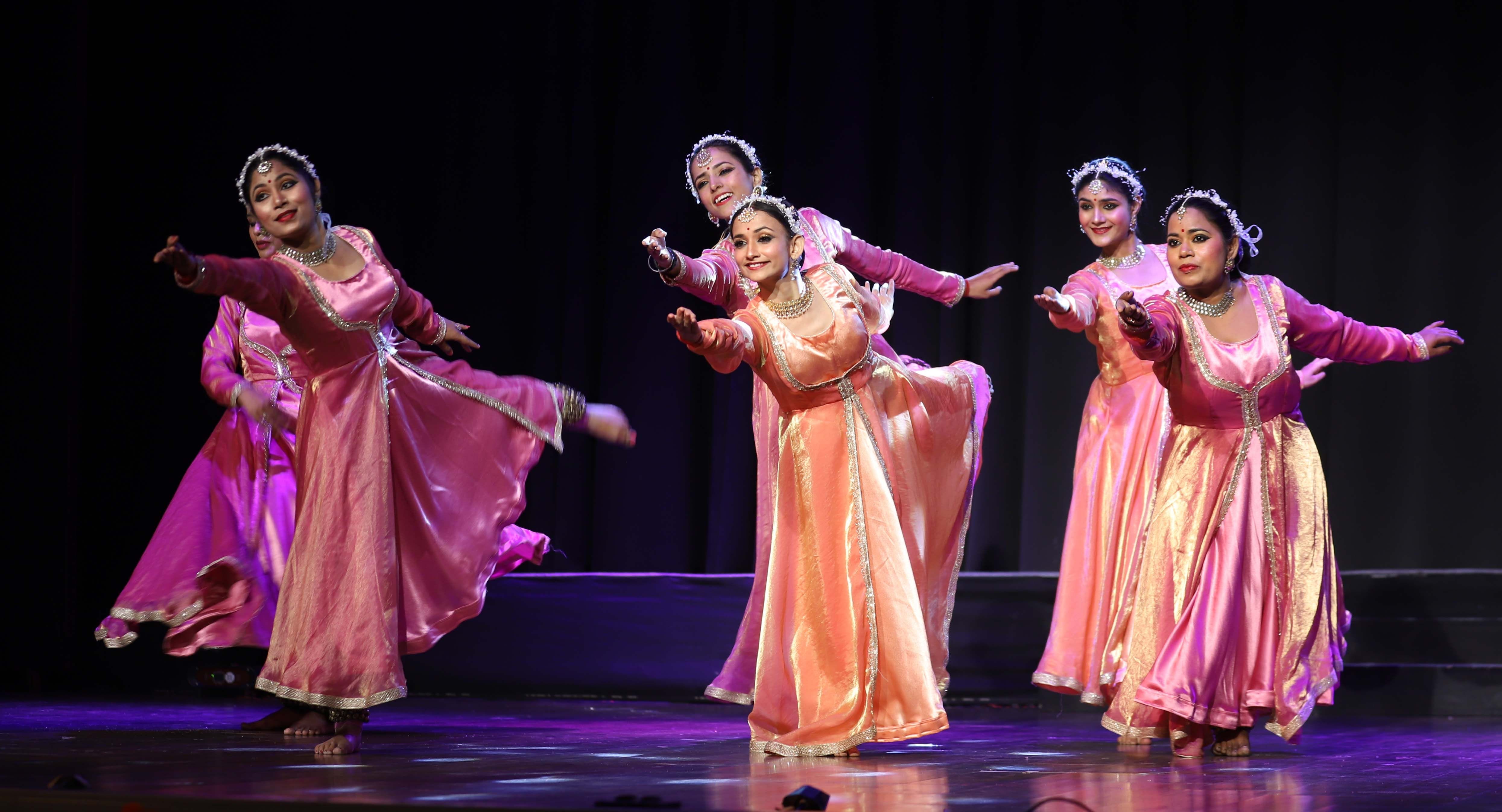 कथक के मंच पर दिखा लय और ताल का संगम