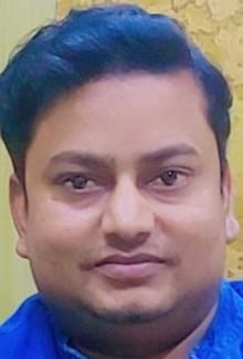 लोहिया भवन और सदर स्कूल के बाहर सड़क किनारे लगा खराब हैंडपंप। संवाद लोहिया भवन और सदर स्कूल के बाहर सड़क किनारे लगा खराब हैंडपंप। संवाद