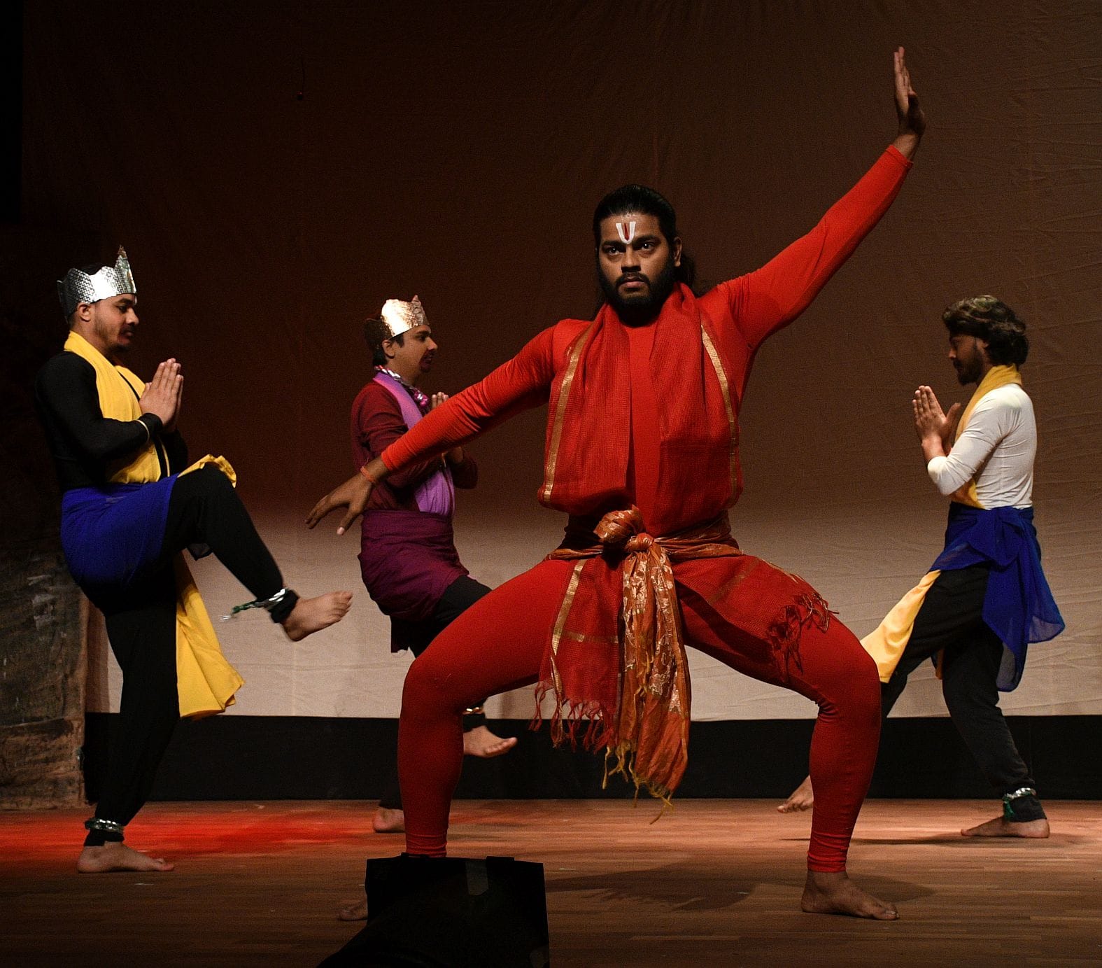 नाटक ‘आदि शक्ति राम शक्ति’ का मंचन किया गया। नाटक ‘आदि शक्ति राम शक्ति’ का मंचन किया गया।
