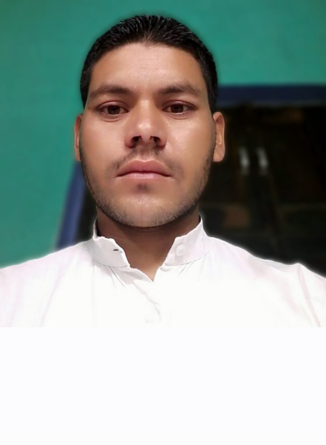 चौसाना के उदपुर में युवक की मौत के बाद गमजदा परिजन। संवाद