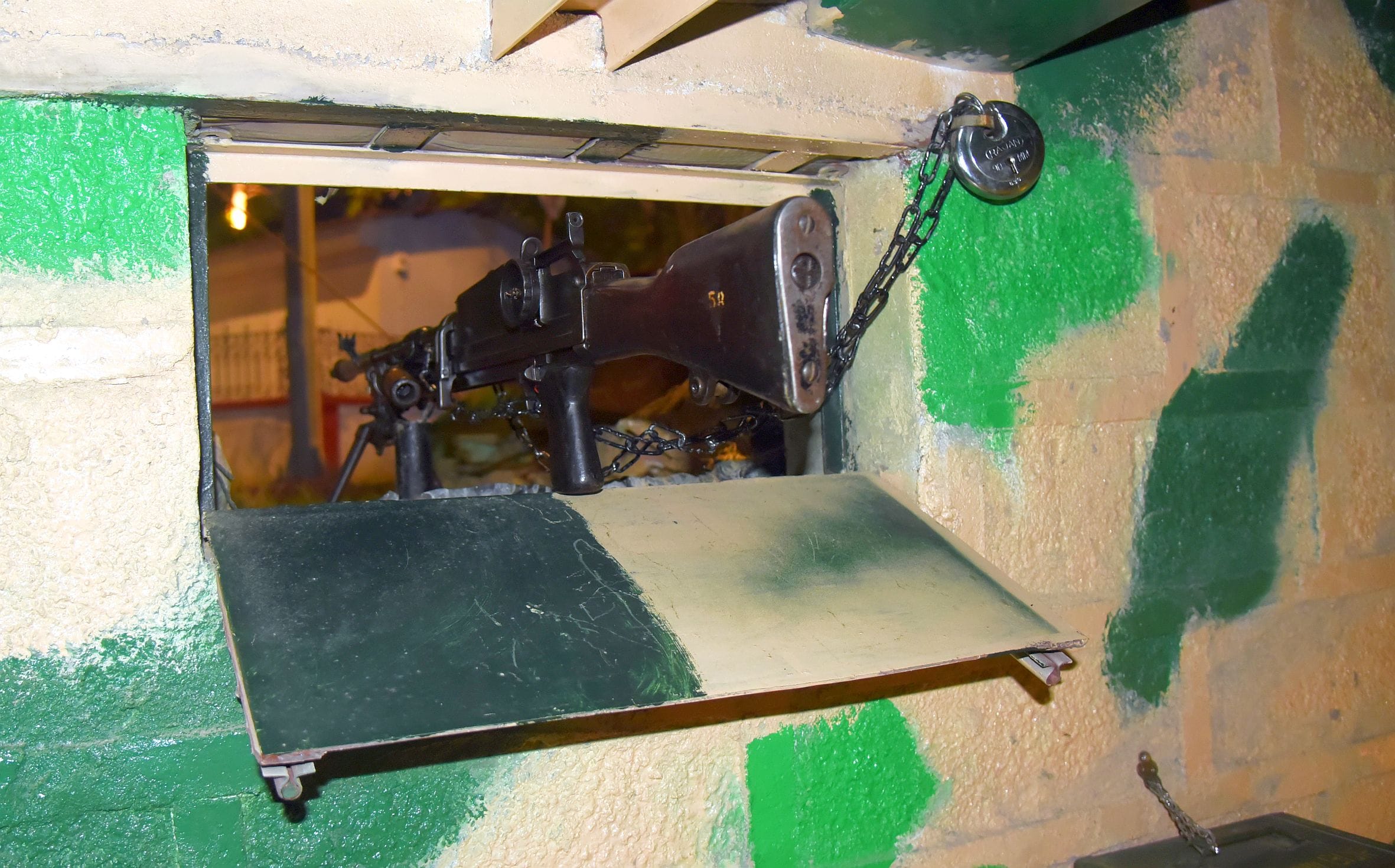 छावनी स्थित युद्ध स्मृतिका पर लेजर लाइट एवं साउंड शो की विशेष स्क्रीनिंग की गई