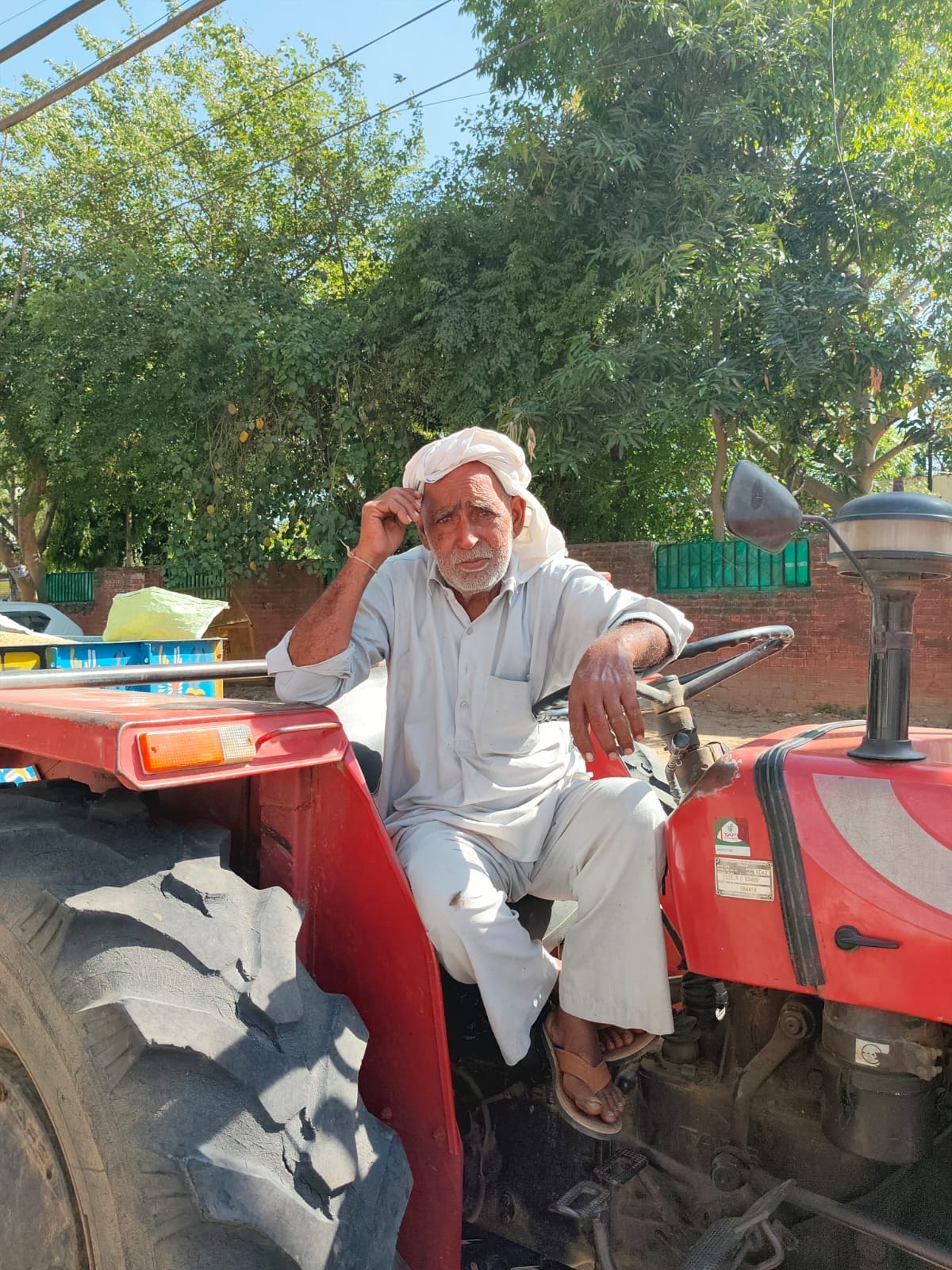 मित्रसेन, गांव निगानियावास