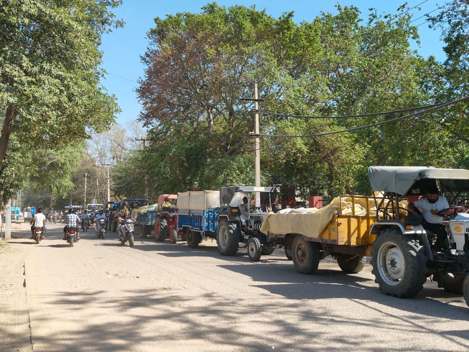 मित्रसेन, गांव निगानियावास